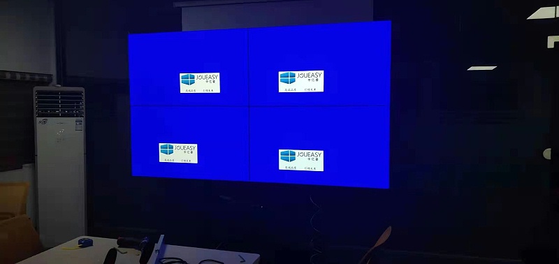 華南農業(yè)大學省鋼鐵研究所55寸液晶拼接屏2X2單元拼接