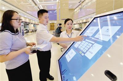 市政服務(wù)大廳觸摸查詢(xún)一體機(jī)