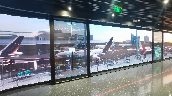 滑軌屏能不能應(yīng)用到交通領(lǐng)域中？會有怎樣的效果？